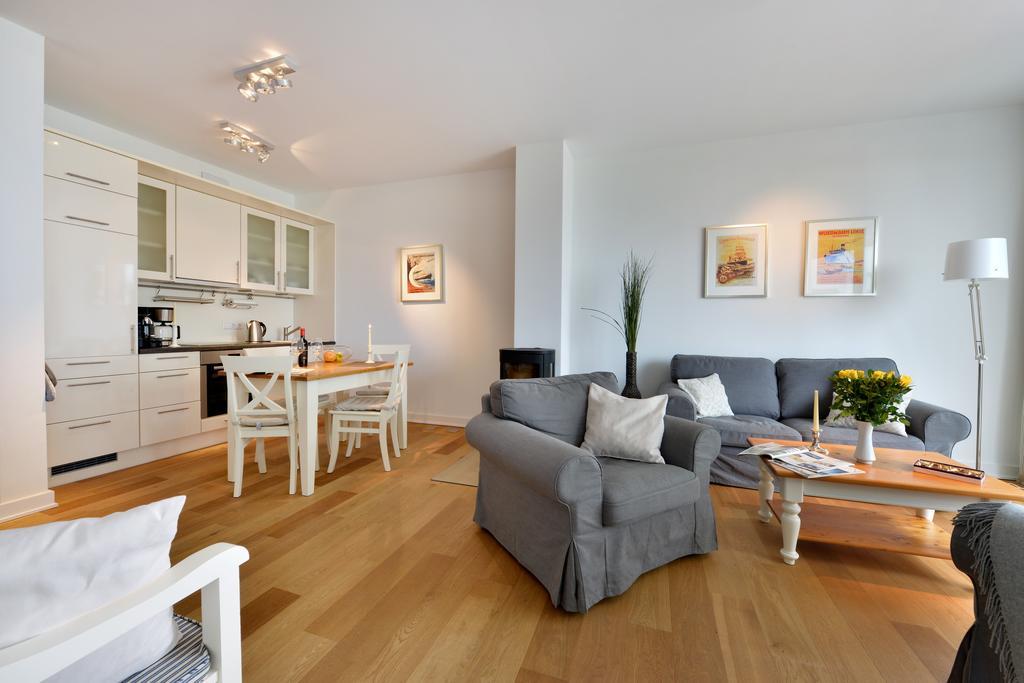 Ferienwohnung Silbermoewe 萨斯尼茨 外观 照片